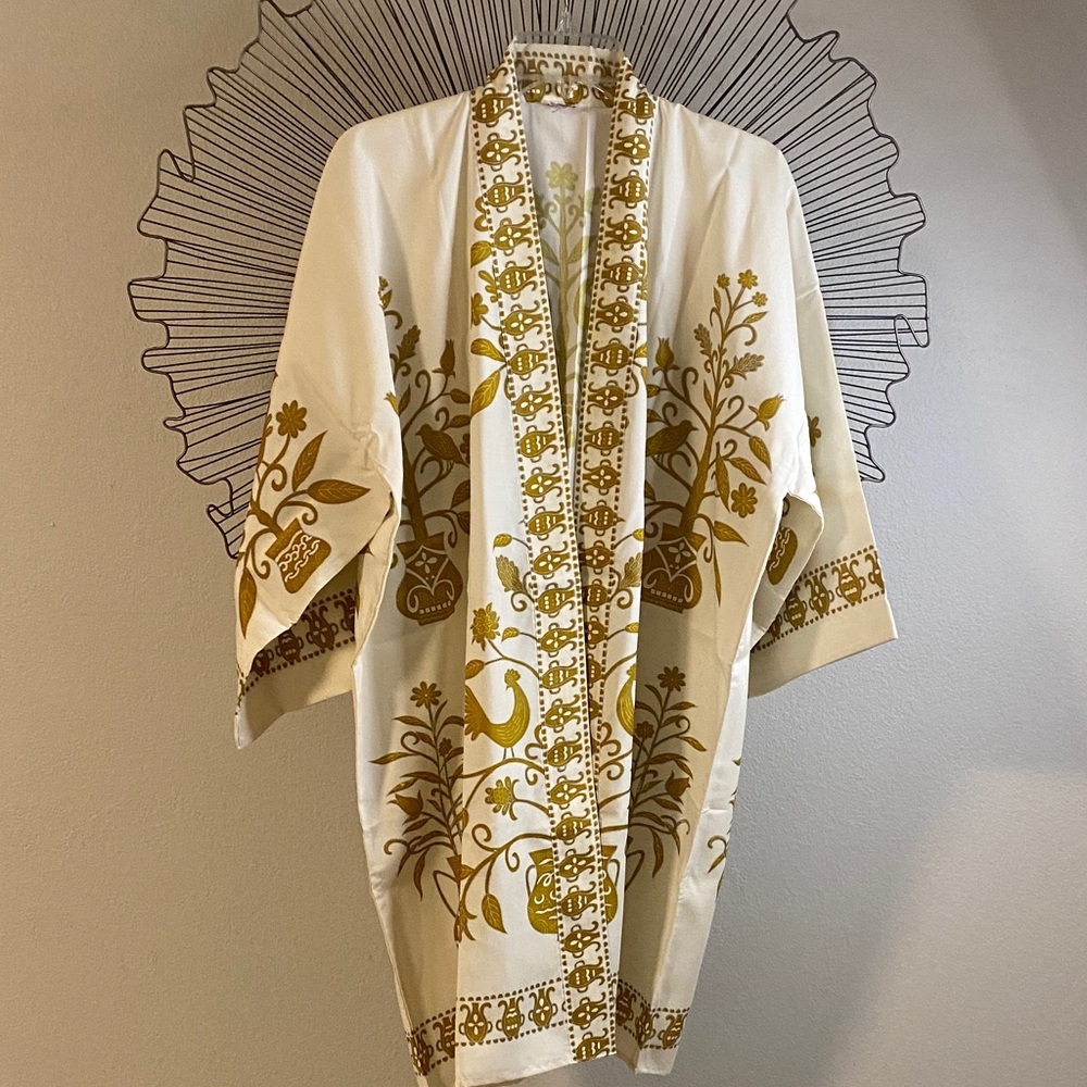 Stunning Hand Printed Cream and Gold Kimono One Size Fits Most